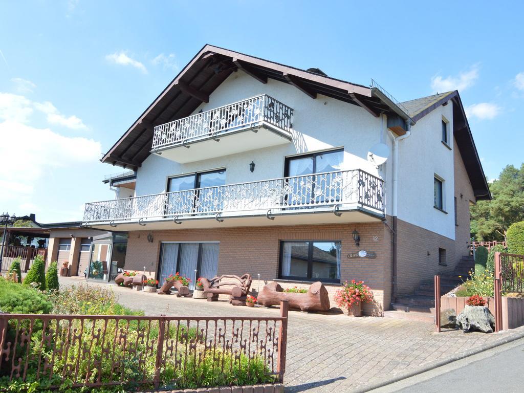 Lirstal Apartment In Eifel With Children S Playground المظهر الخارجي الصورة