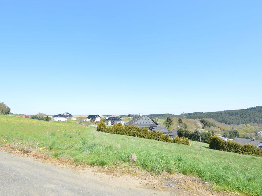Lirstal Apartment In Eifel With Children S Playground المظهر الخارجي الصورة