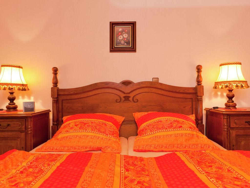 Lirstal Apartment In Eifel With Children S Playground المظهر الخارجي الصورة
